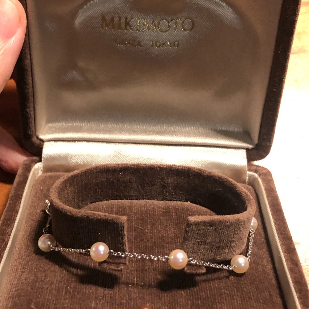 Mikimoto White Pearl Silver Bracelet - Picture 2 of 5